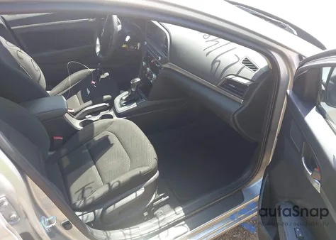 2020 Hyundai Elantra Sel z USA, uszkodzony, nr VIN 5NPD84LF9LH630401